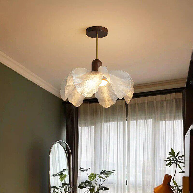 3D Printing Warehouse - Lampadario a Petali in Plastica Stampata
